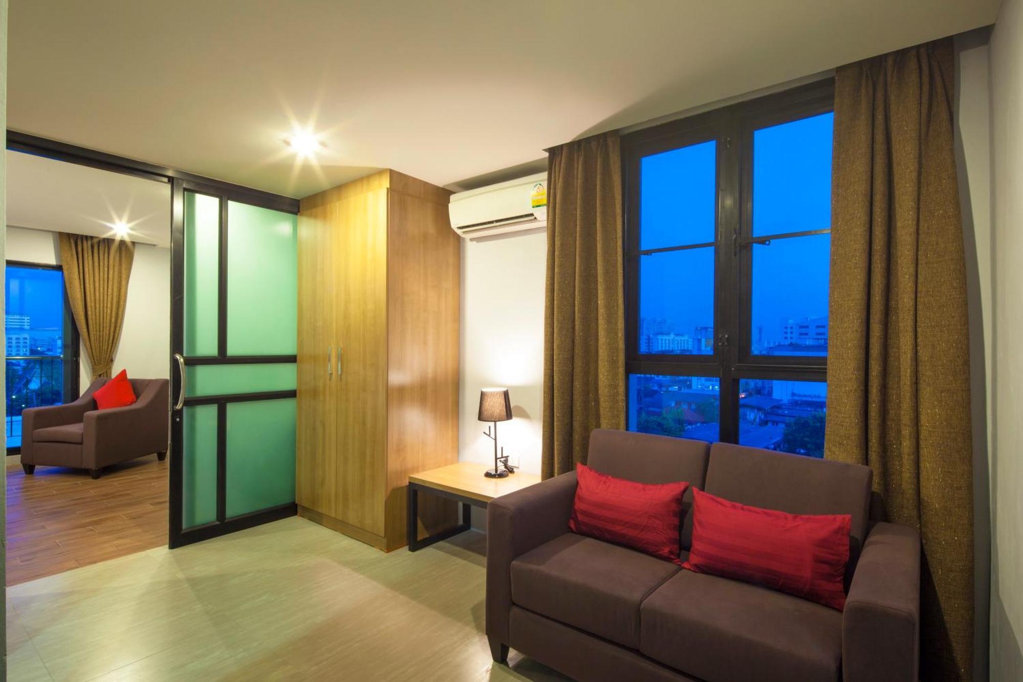 Livotel Hotel Lat Phrao Бангкок Номер фото