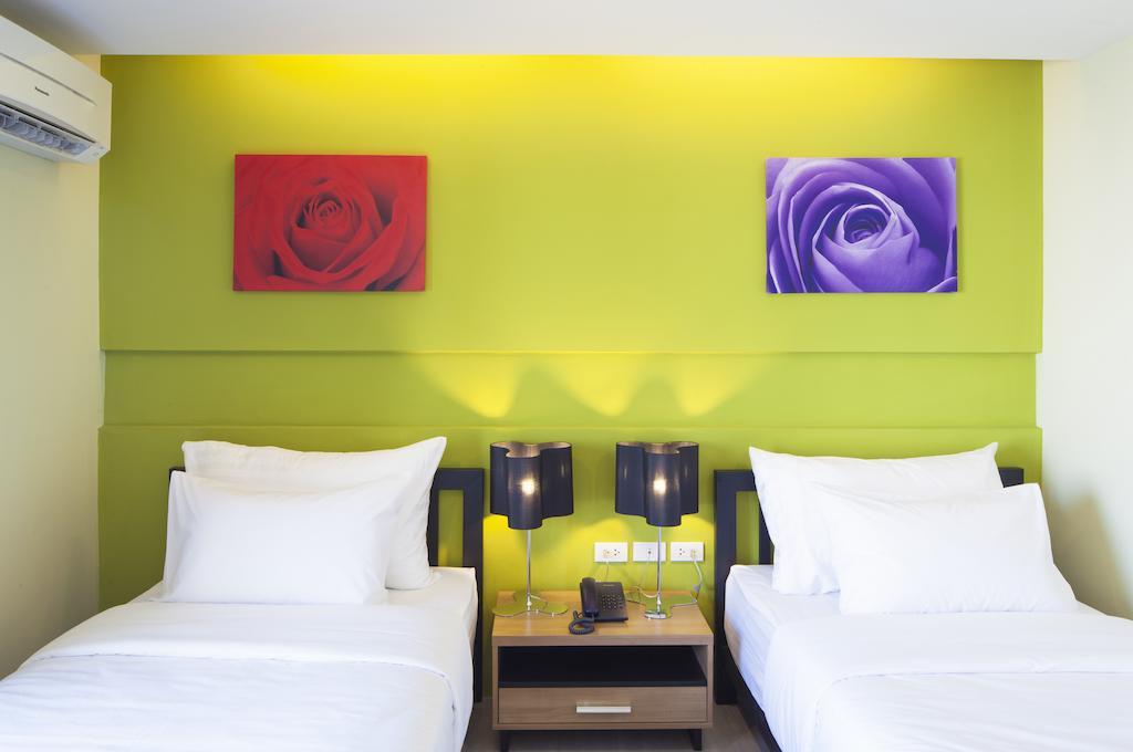 Livotel Hotel Lat Phrao Бангкок Экстерьер фото